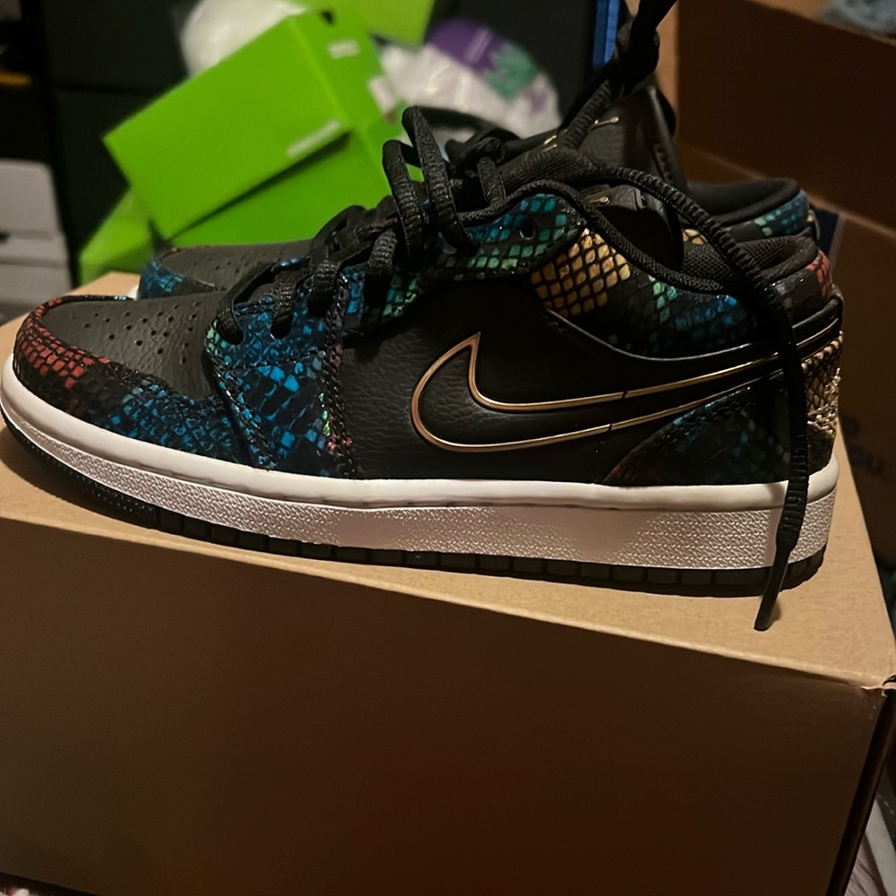 Jordan 1